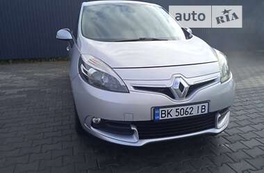 Renault Scenic 2012