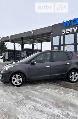 Минивэн Renault Scenic 2011 в Лановцах