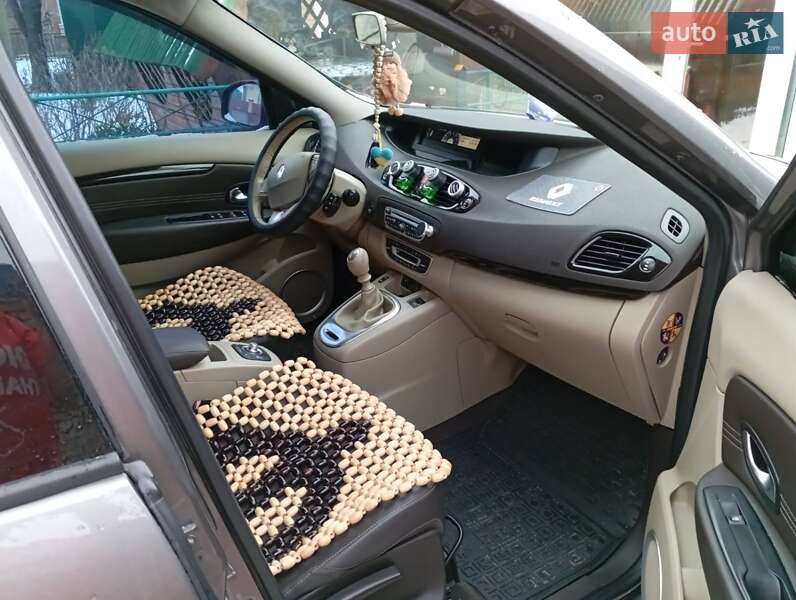Минивэн Renault Scenic 2011 в Хмельницком