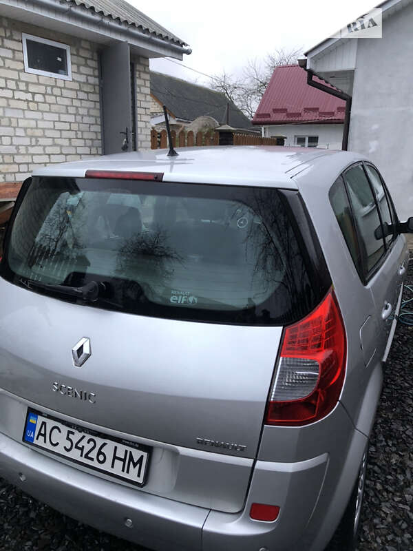 Минивэн Renault Scenic 2007 в Луцке