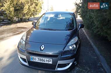 Минивэн Renault Scenic 2010 в Кременчуге