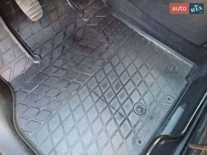 Минивэн Renault Scenic 2010 в Кременчуге