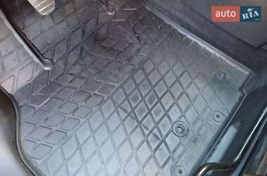 Минивэн Renault Scenic 2010 в 