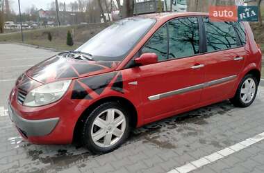 Минивэн Renault Scenic 2004 в 
