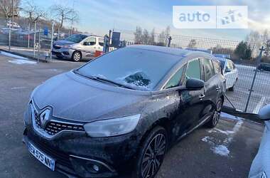 Минивэн Renault Scenic 2017 в Новоселице