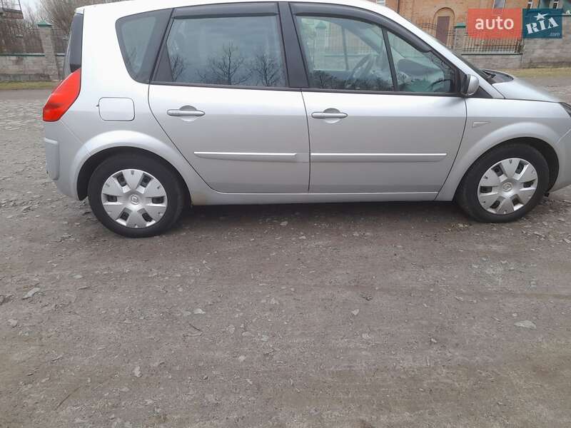 Минивэн Renault Scenic 2008 в Костополе