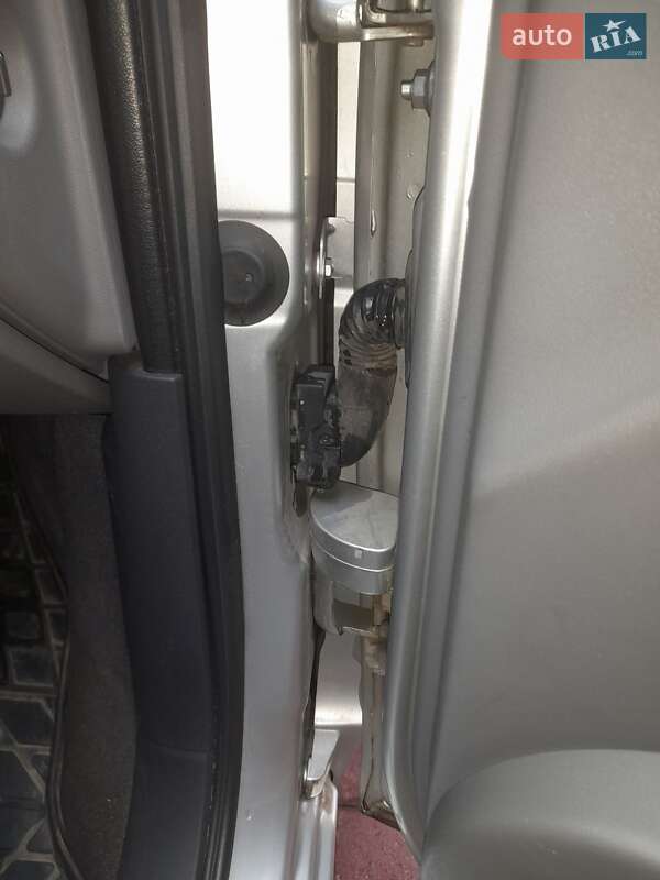 Мінівен Renault Scenic 2008 в Костопілі фото 19 Мінівен Renault Scenic 2008 в Костопілі