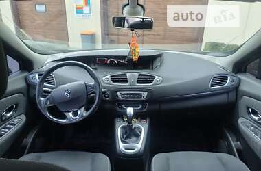 Мінівен Renault Scenic 2015 в Києві