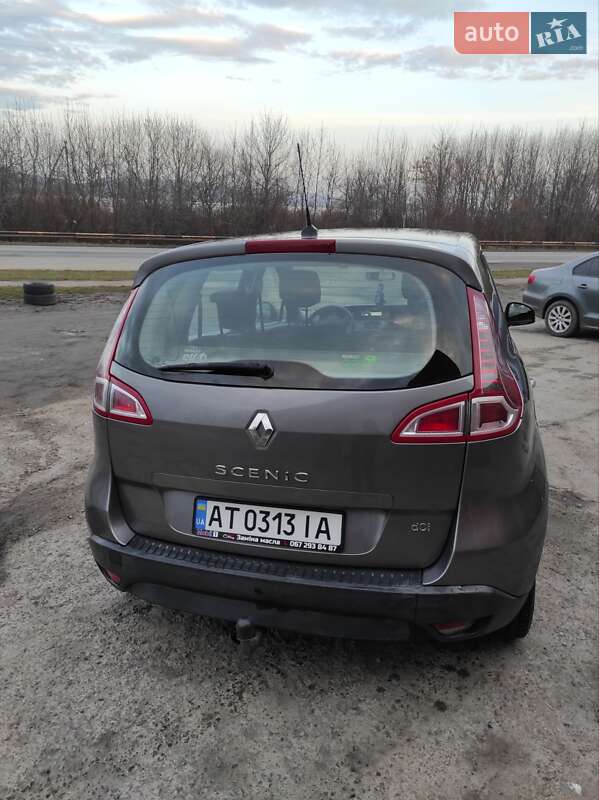 Минивэн Renault Scenic 2011 в Бурштыне
