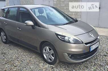 Renault Scenic 2012