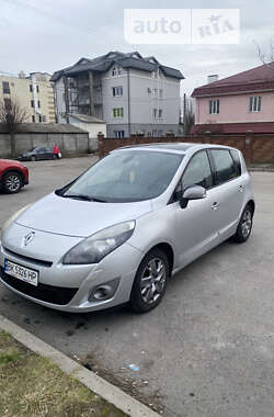 Минивэн Renault Scenic 2011 в Ровно