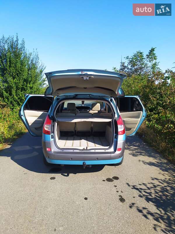 Минивэн Renault Scenic 2006 в Ивано-Франковске фото 5 Минивэн Renault Scenic 2006 в Ивано-Франковске