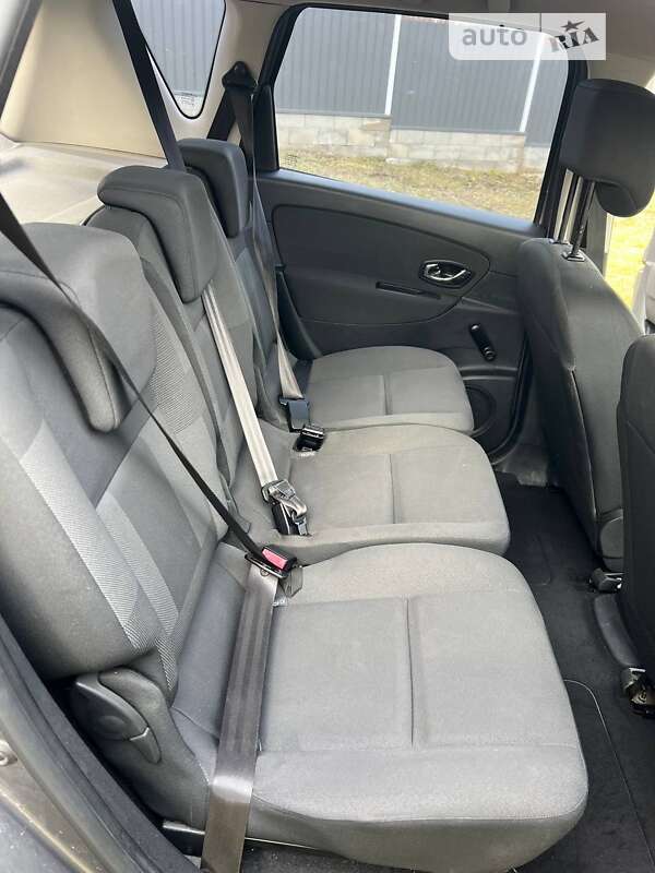 Минивэн Renault Scenic 2013 в Тернополе