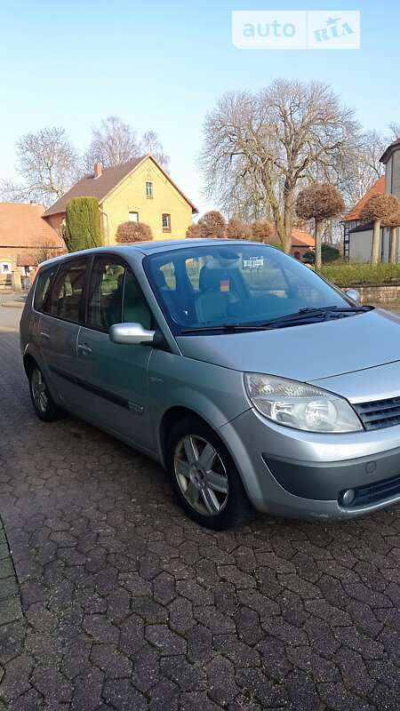 Минивэн Renault Scenic 2005 в Бахмаче