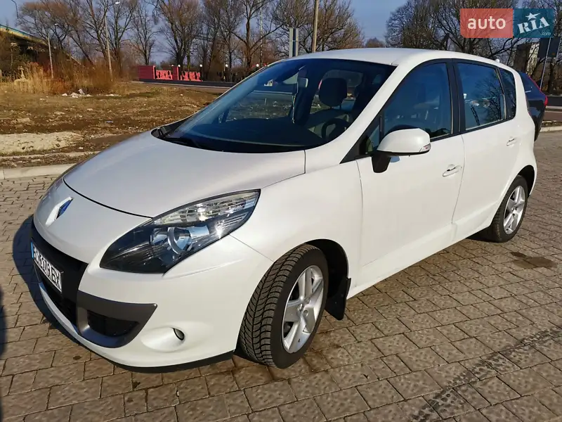 Renault Scenic 2011