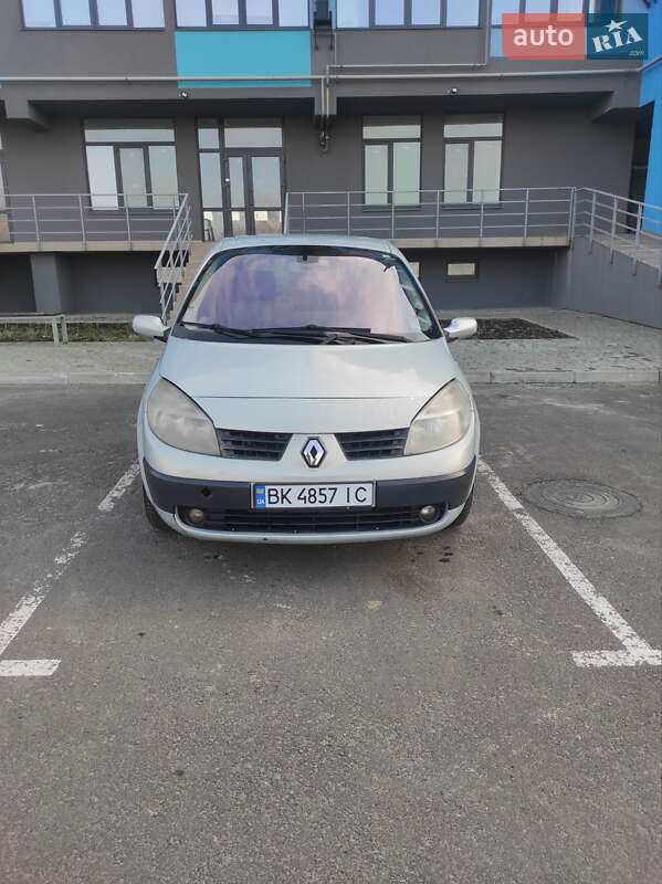 Минивэн Renault Scenic 2004 в Ровно