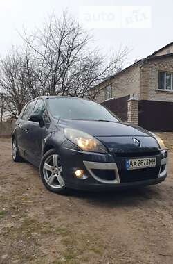 Минивэн Renault Scenic 2010 в Изюме