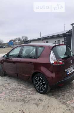 Минивэн Renault Scenic 2012 в Ивано-Франковске