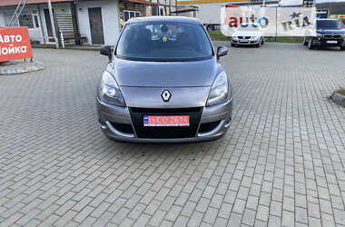 Минивэн Renault Scenic 2010 в Мукачево