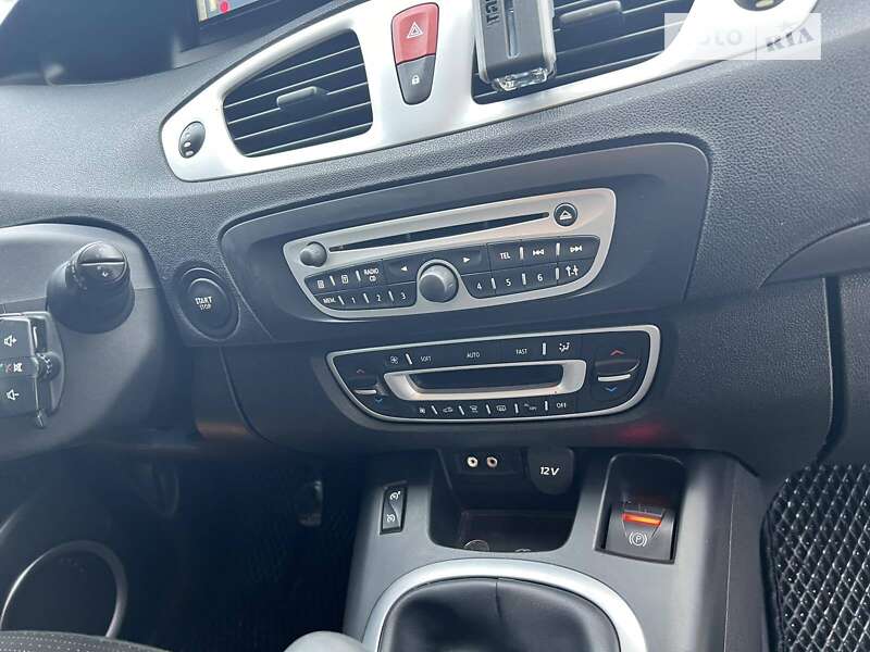 Минивэн Renault Scenic 2009 в Самборе