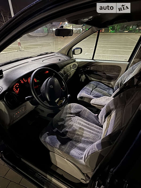 Минивэн Renault Scenic 2002 в Одессе