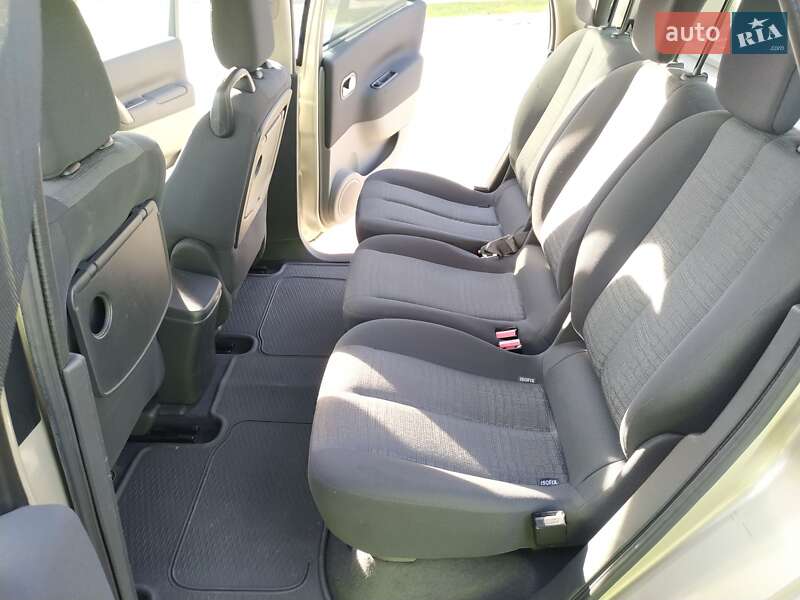 Мінівен Renault Scenic 2006 в Сумах