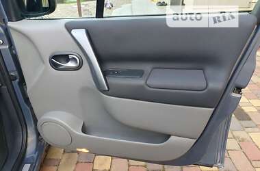 Минивэн Renault Scenic 2007 в Киеве