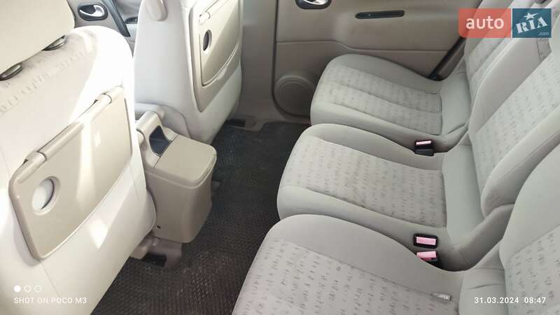 Минивэн Renault Scenic 2006 в Кременчуге