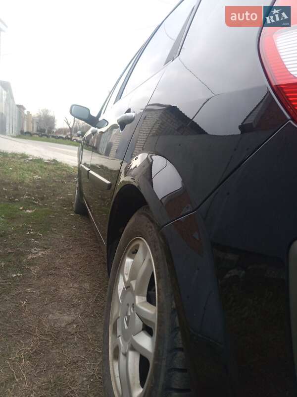Мінівен Renault Scenic 2005 в Харкові