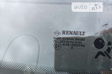 Минивэн Renault Scenic 2003 в Староконстантинове