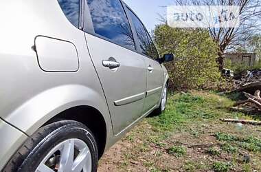 Минивэн Renault Scenic 2007 в Николаеве