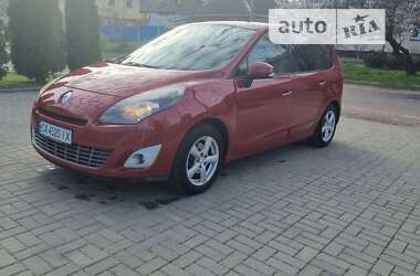 Минивэн Renault Scenic 2010 в Черкассах