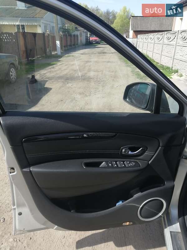 Минивэн Renault Scenic 2012 в Прилуках