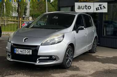 Renault Scenic 2012