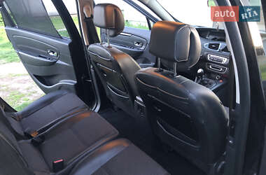 Минивэн Renault Scenic 2012 в 