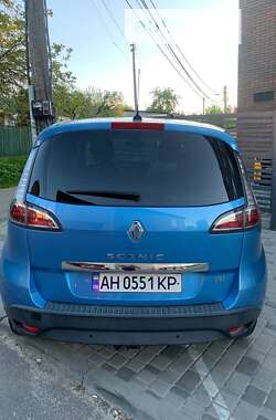 Минивэн Renault Scenic 2013 в Киеве