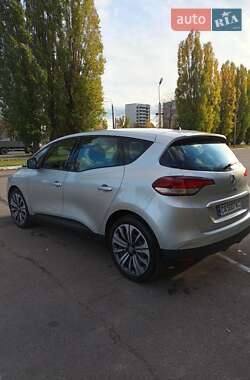 Минивэн Renault Scenic 2017 в 