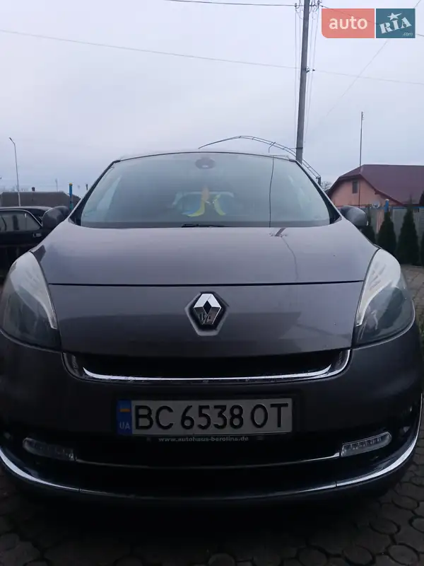 Renault Scenic 2012