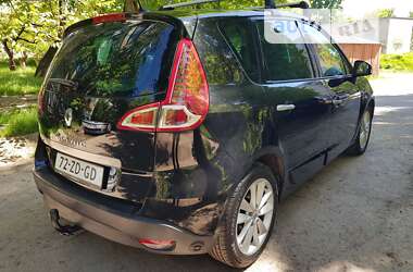 Минивэн Renault Scenic 2011 в Чернигове