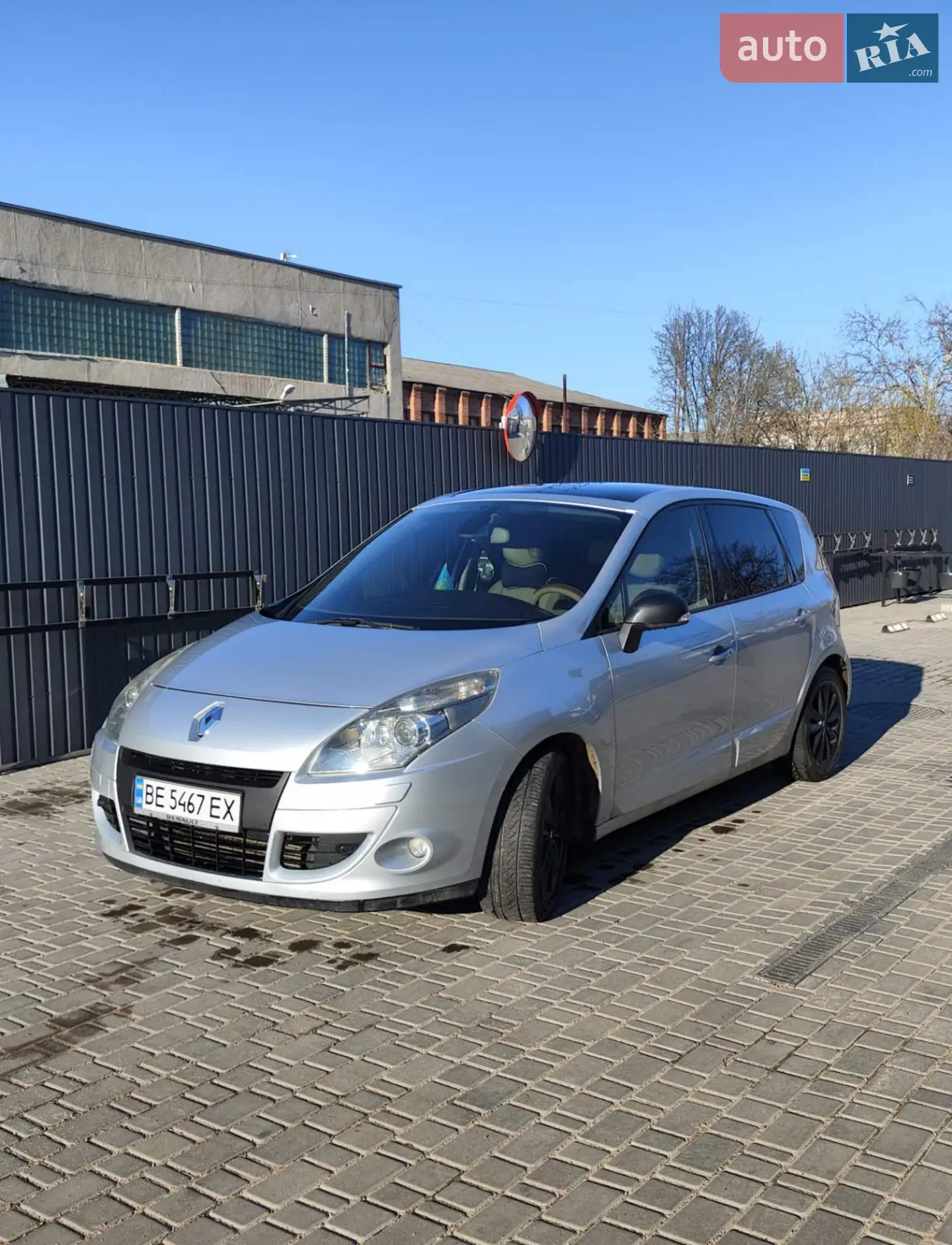 2011 Renault Scenic - фото 1