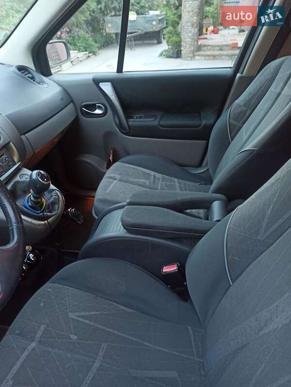 Мінівен Renault Scenic 2005 в Хмельницькому