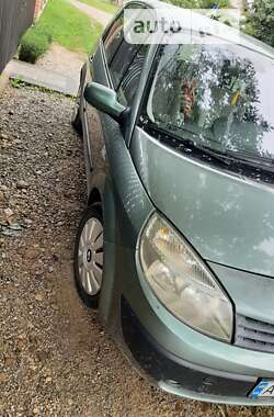 Минивэн Renault Scenic 2003 в Ивано-Франковске