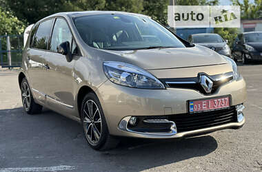 Минивэн Renault Scenic 2013 в Дубно