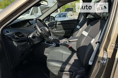 Минивэн Renault Scenic 2013 в Дубно