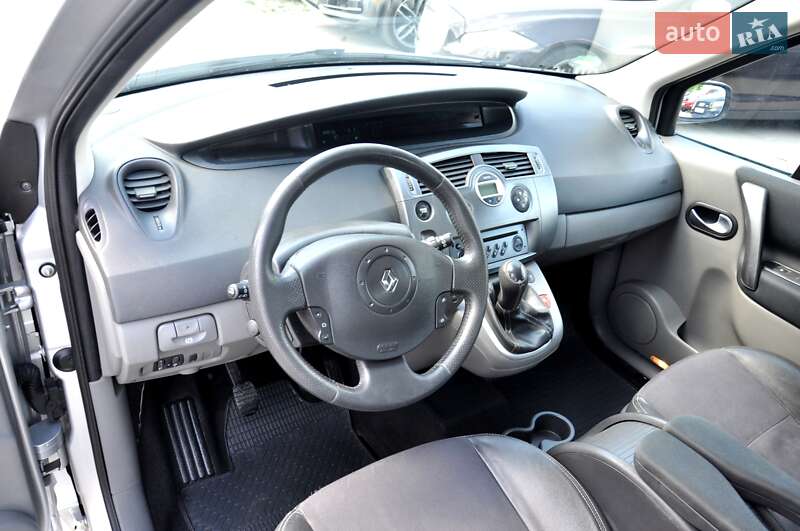 Минивэн Renault Scenic 2006 в Львове