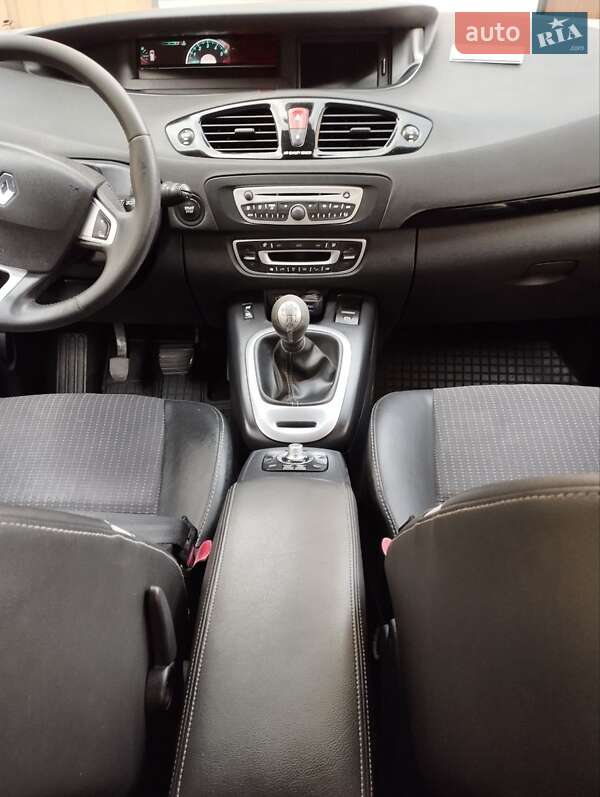 Мінівен Renault Scenic 2012 в Хмельницькому