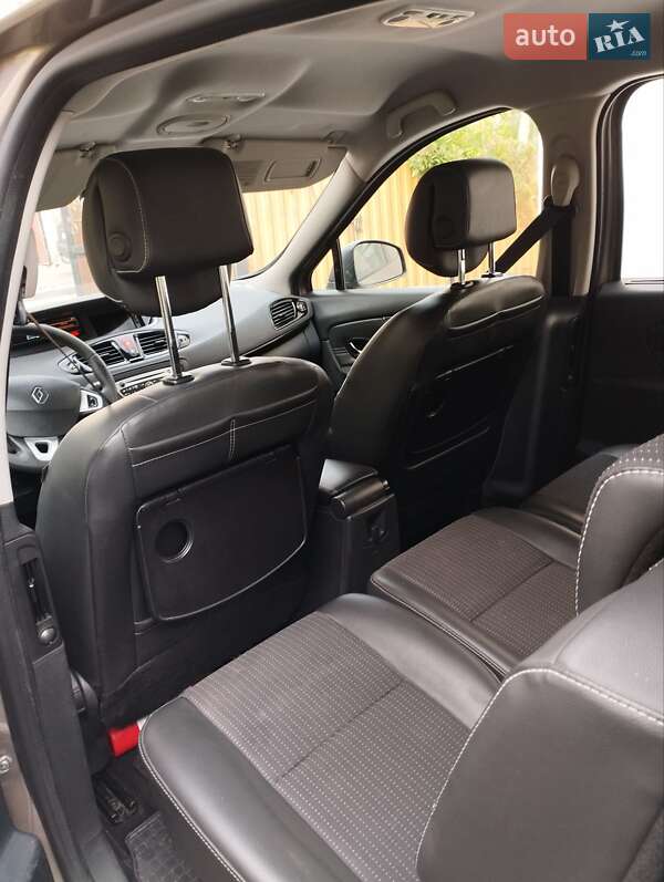 Мінівен Renault Scenic 2012 в Хмельницькому