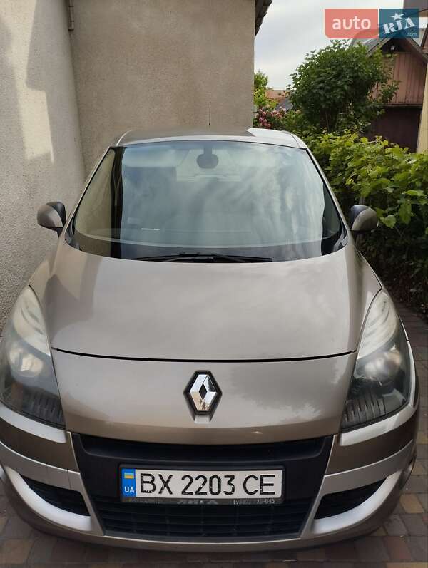 Renault Scenic 2012