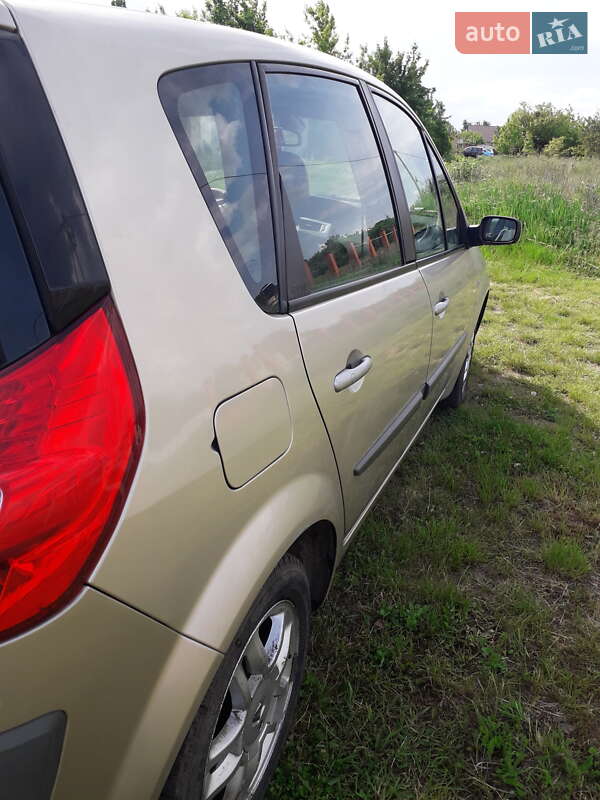 Минивэн Renault Scenic 2009 в Полтаве