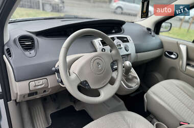 Минивэн Renault Scenic 2005 в 